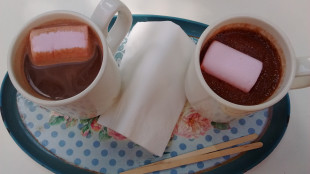 Chocolates en "La Buena", en Almería. Por Ajilimójili.es